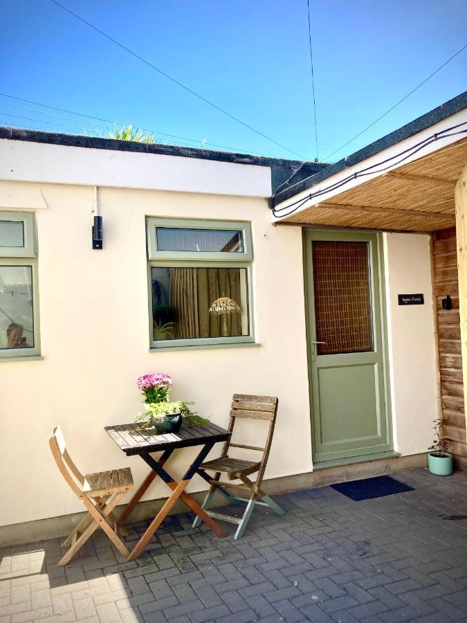 Aqua Shack At Pure Shores Retreats Lejlighed New Quay Eksteriør billede
